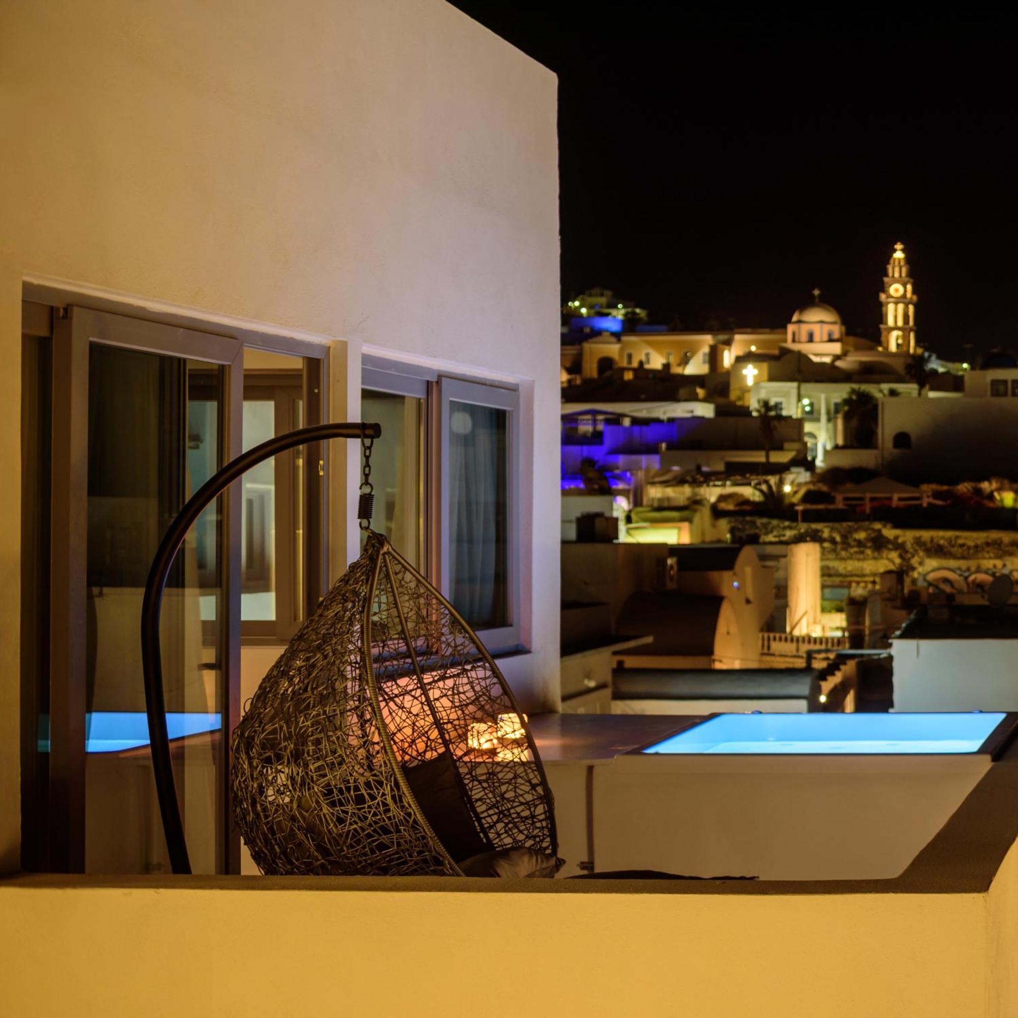 Tataki Family Hotel ฟิรา ภายนอก รูปภาพ
